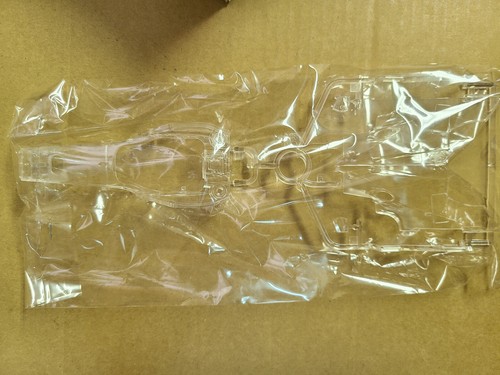 TAMIYA 1/20 FERRARI F2001 Full-View 20054 Grand Prix Collection Model Kit - Picture 5 of 17