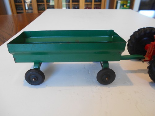 Vintage 1960 Slik 1:32nd Scale Cockshutt & Oliver 880 Tractor w/Wagon, Used - Picture 6 of 15