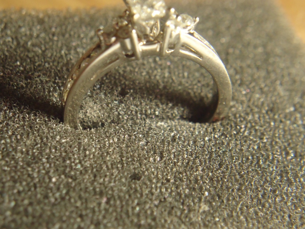 14K NDI White Gold 1 4 tw square Diamond Ring Band Size 9