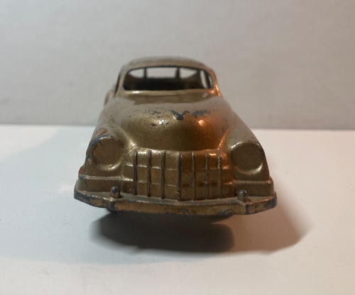 STRUCTO No. 20 1950s CADILLAC SEDAN Pressed Steel GOLD - Picture 4 of 7