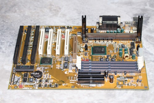 Slot1 ABIT AB-LX6 Motherboard Intel 440LX chipset with I/O shield - Afbeelding 5 van 15