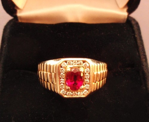 Ovaler Rubin Größe 10 Ring Halo mit 18 Diamanten gerippt 14K Gelbgold Band - Bild 1 von 11