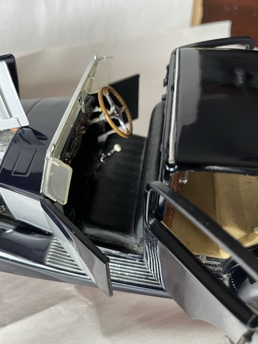 Franklin Mint Precision Model 1931 Bugatti Royale Coupe De Ville Die Cast 1/16 - Picture 20 of 23