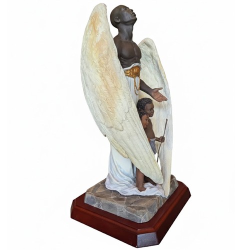 Thomas Blackshear Ebony Visions THE GUARDIAN 37009 Ltd Edition Neu mit Box. - Bild 2 von 11