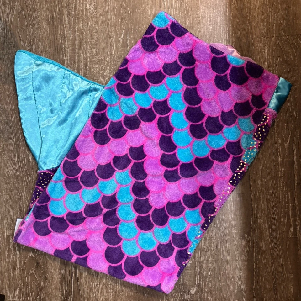 Snuggie Tails Children's Mermaid Tail Aqua Purple & Pink Comfy Sofa Time Blanket - Image 2 of 4