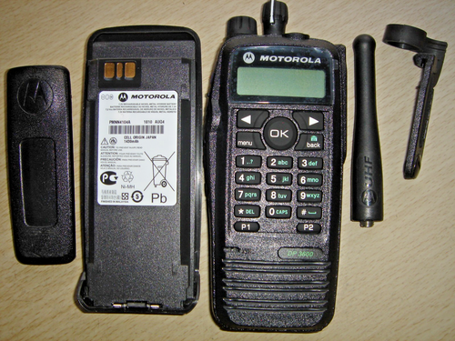 Motorola DP3600 UHF 403-470MHz DMR Digital c/w NOWA OBUDOWA I BATERIA NOS