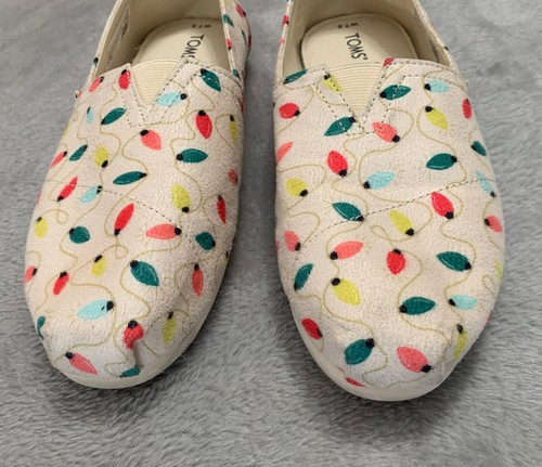 TOMS Zapatos Mujer Belmont Árbol de Navidad Luces Sin Cordones Talla 7.5 Ancho - Imagen 2 de 9