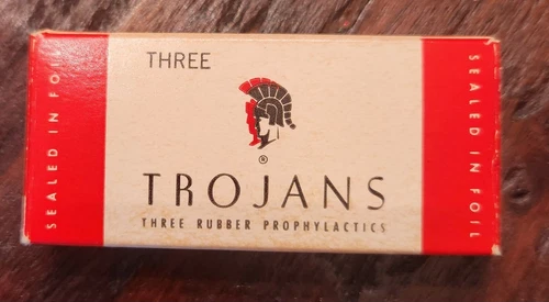 Vintage Trojans No. 200 Rubber Prophylactics 3 In Box - Picture 1 of 10