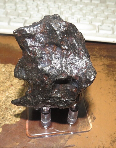 984 gm CAMPO DEL CIELO METEORITE AAA GRADE METEORITE 2.2 POUNDS - Picture 4 of 10