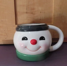 Target trademark Home Snowman 20 oz Handled Mug Cup Coffee Christmas Green/Black