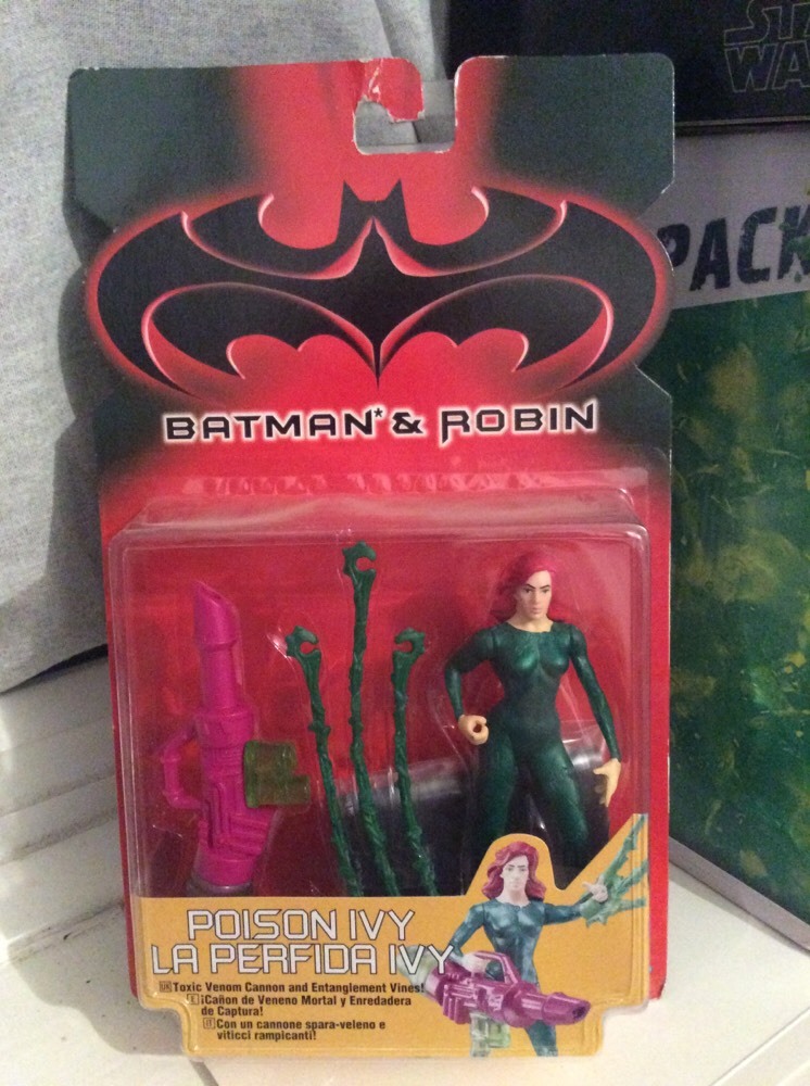BATMAN,BATMAN AND ROBIN POISON IVY ACTION FIGURE