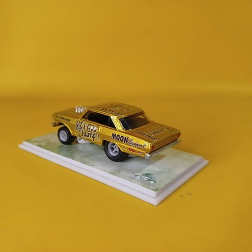 Hot Wheels '63 CHEVY NOVA Custom Gold METALLO/METALLO, VERI PILOTI Limited - Foto 9 di 10