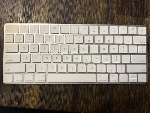 Apple A1644 Magic Keyboard -wireless, White, (read description)