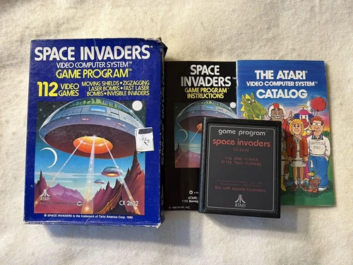 Space Invaders Atari 2600 Complete with Manual Cleaned and Tested - Works Great!
