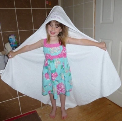 EMBROIDERED FOR YOU HOODED TOWEL embroidered with a BALLERINA design and Personalised Name 0-5 years