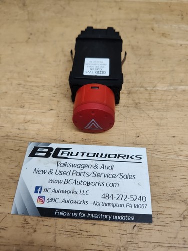 OEM Audi TT 00-06 MK1 Center Dash Hazard Lights Switch / Button 8N0 941 509 B - Foto 2 di 3