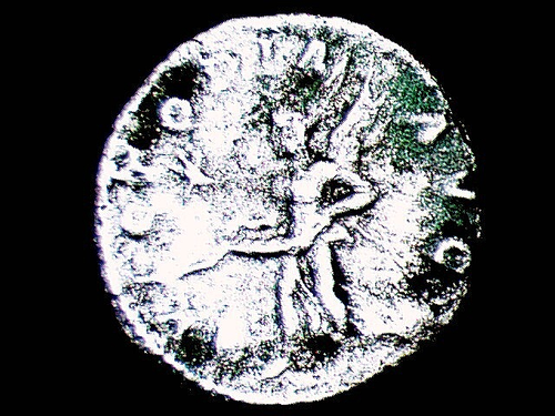 Elagabalus 222AD. AR SILVER Denarius VICTORY #95 - Picture 3 of 4