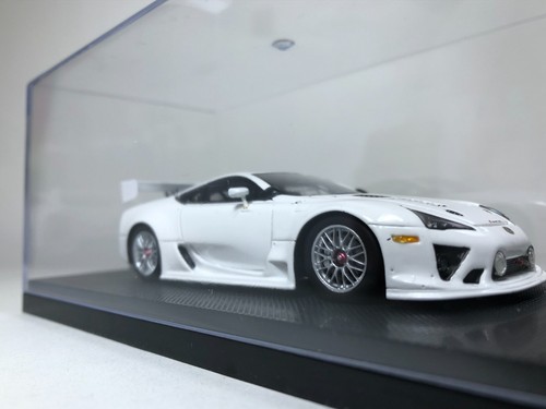 EBBRO 1/43 Lexus LFA 2010 Nurburgring shake down - Picture 16 of 23