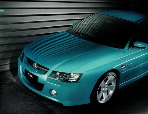 Holden Commodore VZ SSZ V8 Ute Sedan Crewman brochure 10 2005 - Picture 7 of 9