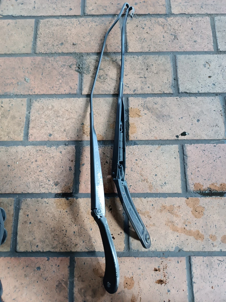 Renault Megane II Wiper Arm Wischerarme Front 8200036912  