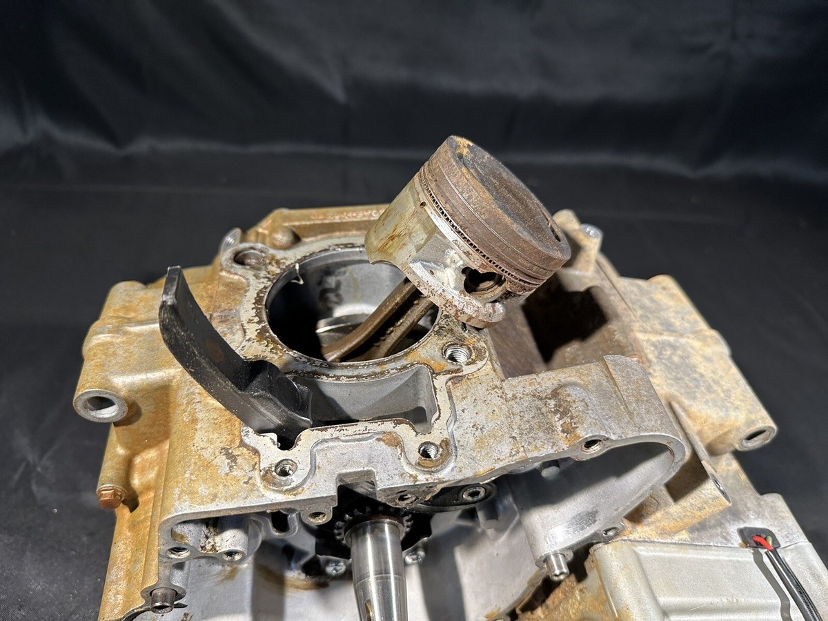 2002 KAWASAKI BAYOU 220 BOTTOM END ENGINE MOTOR 14001-5323 2002 KAWASAKI BAYOU 220 BOTTOM END ENGINE MOTOR 14001-5323