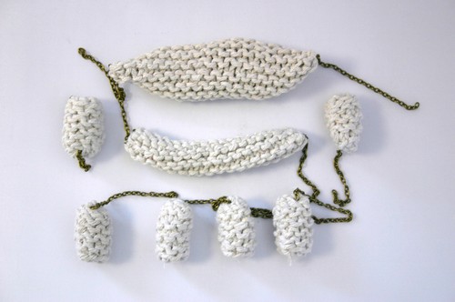 MMB Rope fender set with chain fixings for model boats. - Picture 3 of 5