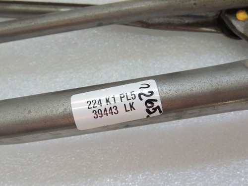 Limpiaparabrisas delantero Mitsubishi Outlander III 2.0 PHEV 8251A066 - Imagen 8 de 10