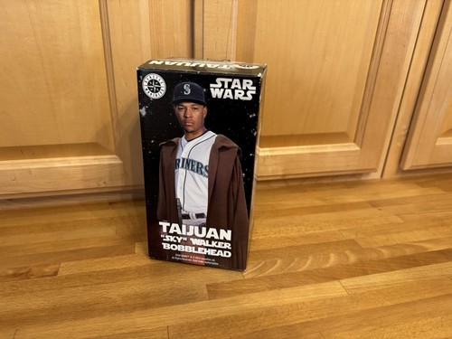 Seattle Mariners Taijuan ‘Sky’ Walker Star Wars night SGA limited Bobblehead - Picture 2 of 6
