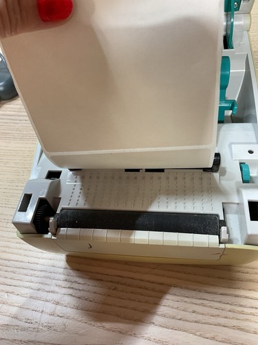 Zebra Thermal Transfer Label Printer TLP 2844 2844-10300-0001 (No Power Cord) - Picture 22 of 24