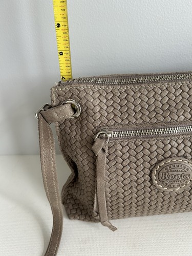 Vintage Y2K ROOTS CANADA Braided Woven Leather Small Shoulder Bag Purse Pristine - Picture 7 of 12