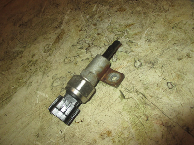 #ad Yamaha 300hp 4 stroke outboard Water Pressure Sensor 6AW 8366B 01 00 $50.00