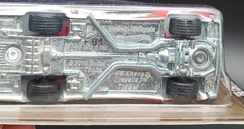 Hot Wheels Boulevard 66 Chevelle 2012 Real Riders - Picture 9 of 11