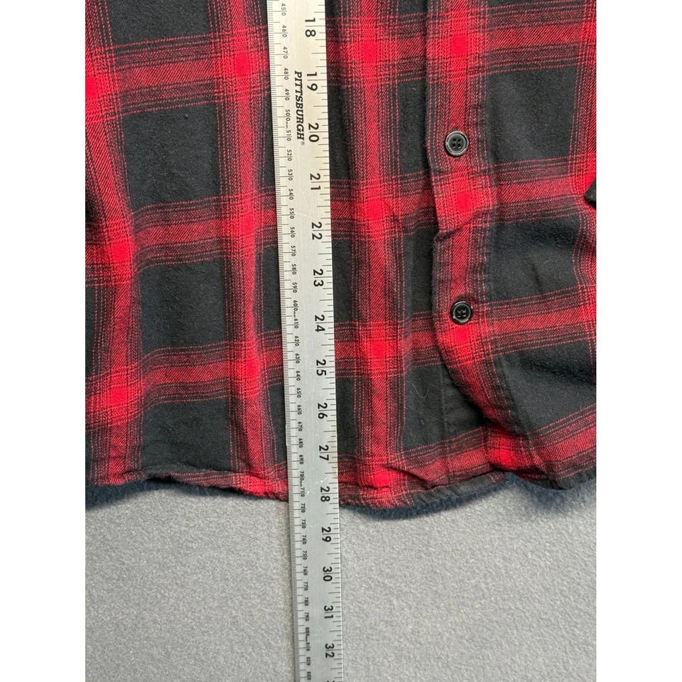 Hello Kitty Friends Forever 21 男式格子法兰绒衬衫 Badtz Maru 中号 — 第 3/4 张图片