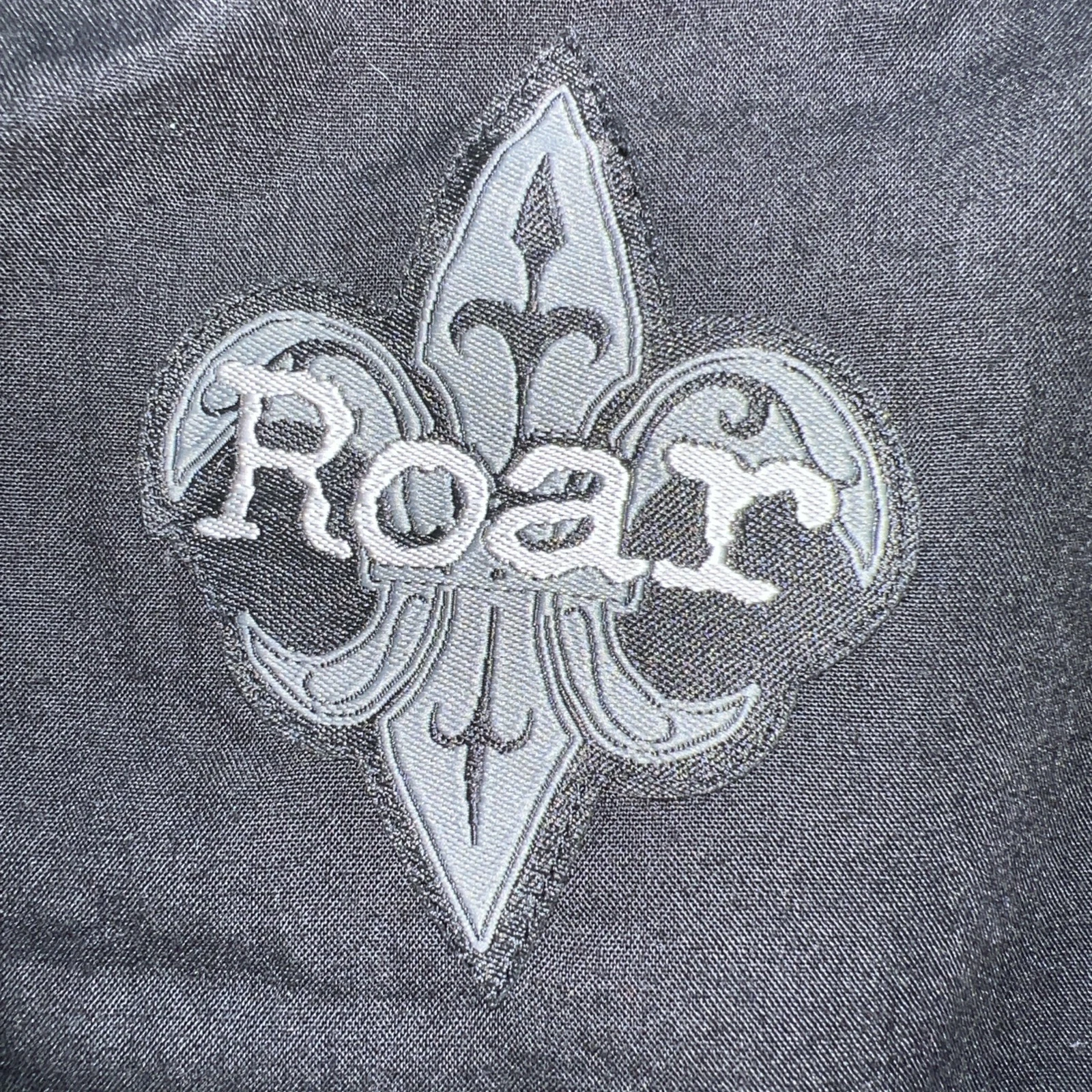 Roar "Brave Soul" blazer Men 2XL embroidered graphics removable black hoodie - product detail image 8