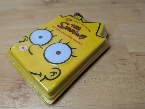 The Simpsons Series 1 - 9 Collectors Limited Edition DVD set - Region 1 & 2 - Imagen 24 de 24
