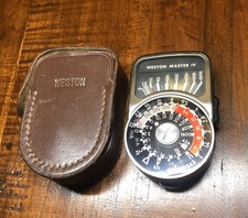 Weston Master IV Camera Exposure Meter Model 745 with Leather Case
