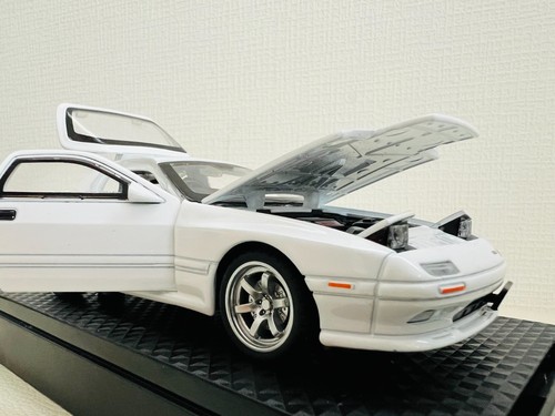 "Initial D"Ryosuke Takahashi Version Diecast Mazda Savanna RX-7 FC3S 1:32 model - Picture 2 of 15