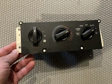 90-93 Mustang Heat AC Control Climate Panel Switches Heater Temperature HVAC OEM