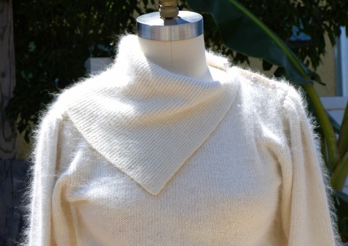 80s Fabe Silk Knit Sweater Ivory Collared Peasant Sleeve Pearl Button Shoulder L - Picture 2 of 7