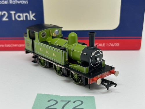 Bachmann OO 31-063 Class E1 0-6-0T 2173 in NER lined green