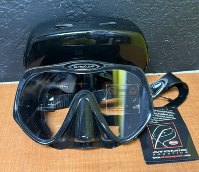 Atomic Aquatics 04-0160-00 Venom Frameless Mask - Black for sale