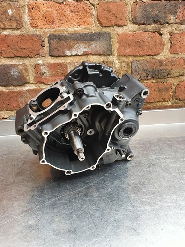2020 - 2022 Yamaha MT 125 ENGINE E32FE Crankshaft And Crankceses - Picture 14 of 15