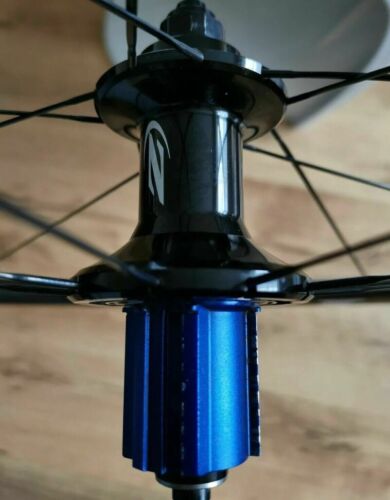 Zipp 60 Carbon Wheelset - Campagnolo Hub - 10 and 11 Speed - Rim Brake. - Picture 3 of 4