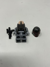 Authentic LEGO Star Wars Mandalorian Super Commando Minifigure sw494 75022