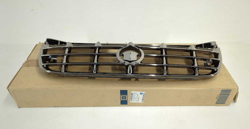 New OEM Genuine Cadillac Grille 1997-1999 Catera chrome new in box nice 90541036 - 第 1/5 張圖片