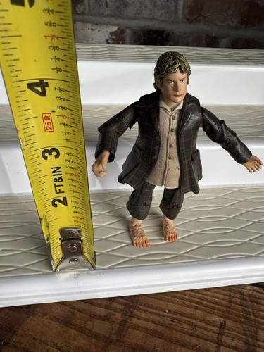 Lord of the Rings Sam Action Figure Hobbit 4” Articulated Jointed 2003 Marvel - Picture 2 of 6