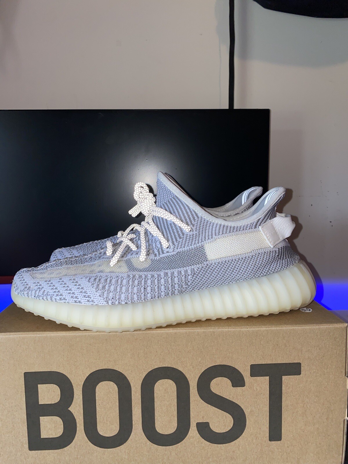 yeezy boost 350 v2 static non reflective