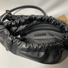 Foto 17 di 18