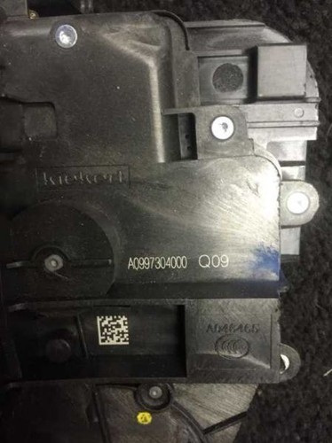2015 2016 C CLSS RIGHT REAT DOOR Actuator 320 - Bild 5 von 5