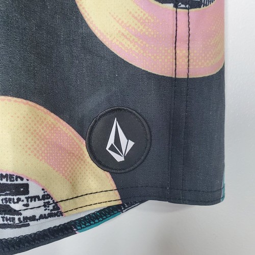 Volcom Mens Boardshorts Multi Color Entertainment Stoneys Trunk 17 SZ L Stretch - Picture 5 of 16